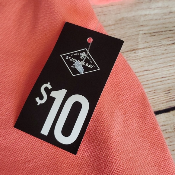 St. John's Bay Short Sleeve Polo (Size: M) NWT - Picture 3 of 4